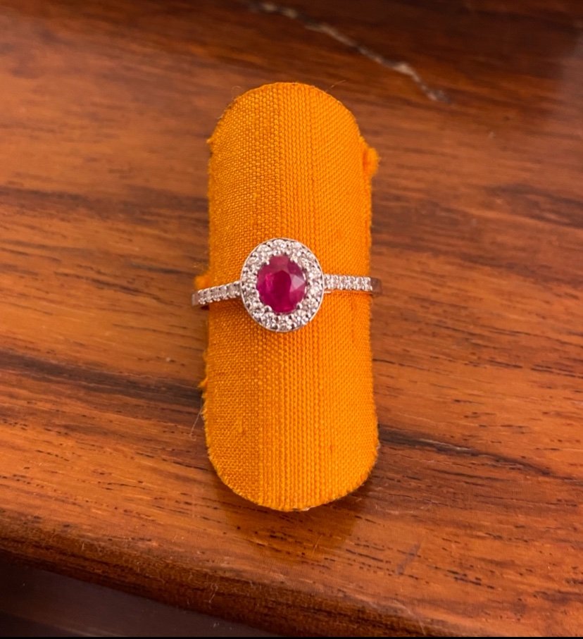 Anello kate con rubino